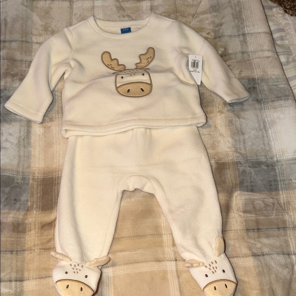 Old Navy Cream Moose Fleece Matching Set